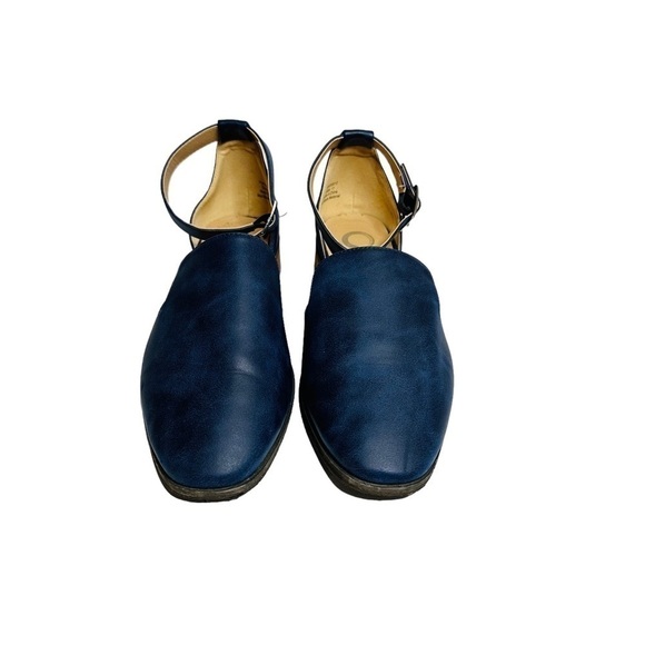 Journee Collection Loretta Sandals Navy Blue Faux Leather‎ Women's Size 11 - Picture 2 of 9